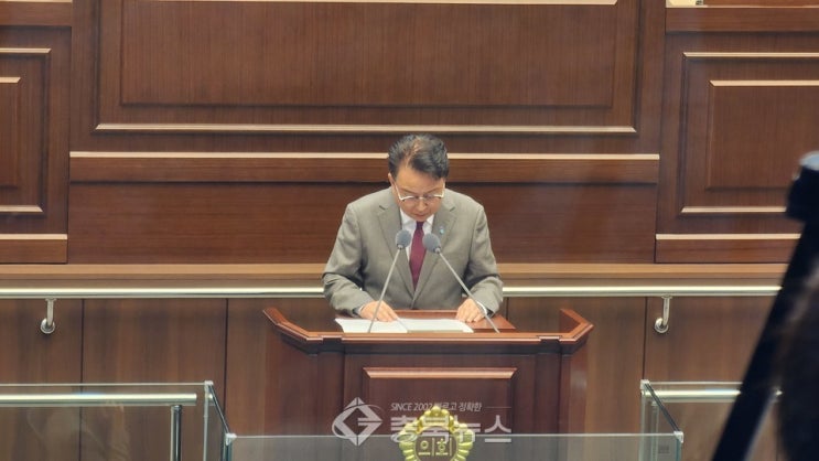 <b>김영환</b> 충북<b>지사</b>, 경찰 조사 앞두고 “도정 흔들림 없이 이끌 것”