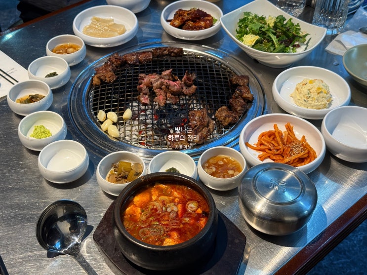 구디 맛집 청기와타운 숯불향 가득한 수원왕갈비