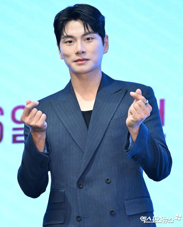 ‘사생활 루머 일축’ 이이경, 왜 ‘놀면 뭐하니?’만 떠나나… 나솔은 남는 진짜 이유