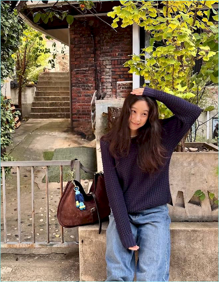  정려원 패션, 44살에 '루즈핏+와이드 팬츠'가 뚱뚱해 보이지 않는 결정적 비결 3