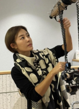  ️ 쥬얼리 이지현, 미용사로 변신 끝? 미용실 떠나는 이유와 ‘곧 졸업’ 뒷얘기