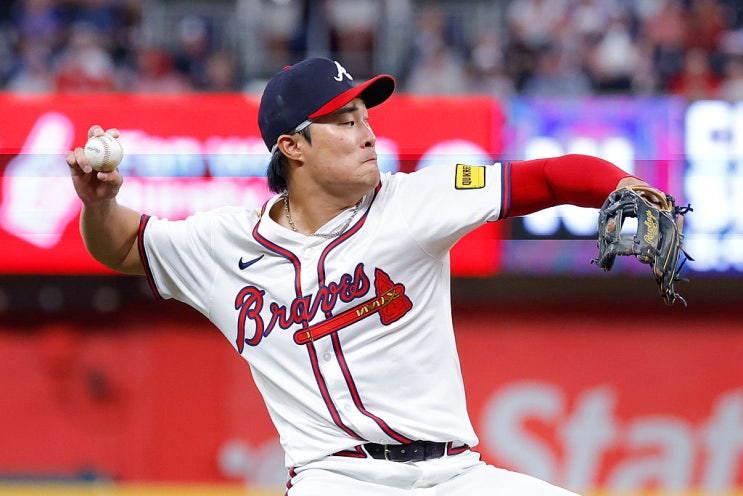 ‘어썸킴’ <b>김하성</b>, 299억 포기하고 MLB 두 번째 <b>FA</b> 시장 출격