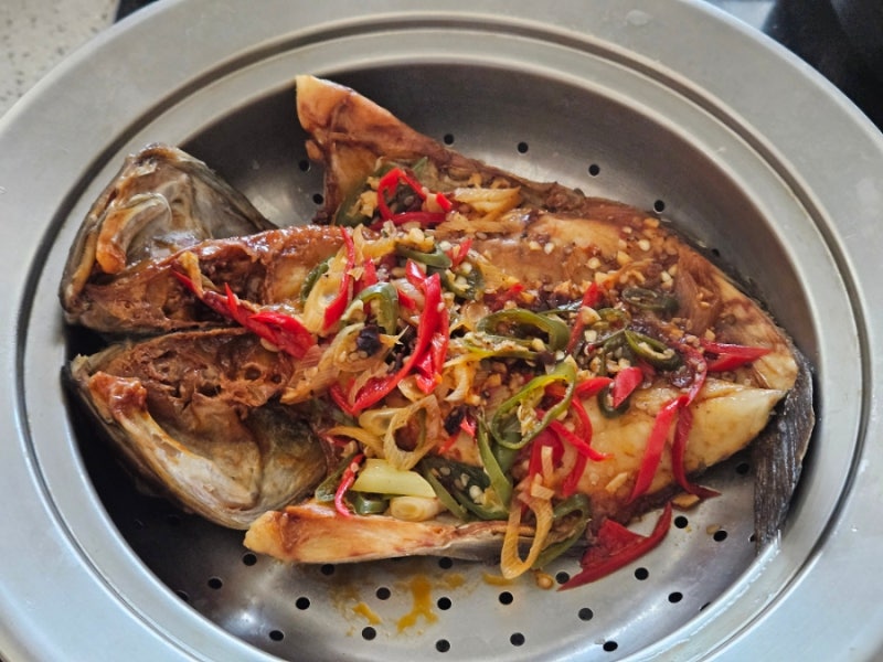 반건조우럭찜 생선찜 해선간장
