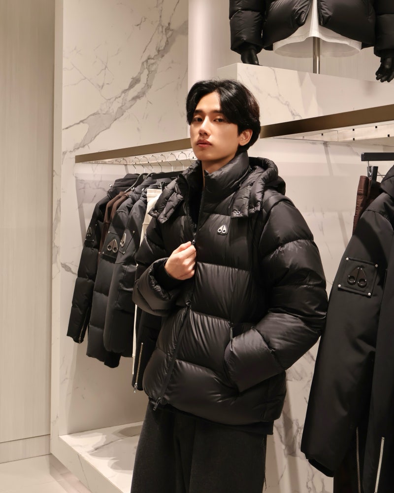 무스너클 패딩 현대백화점 목동점 매장, 2025 FW 남자 겨울 아우터 완벽 리뷰