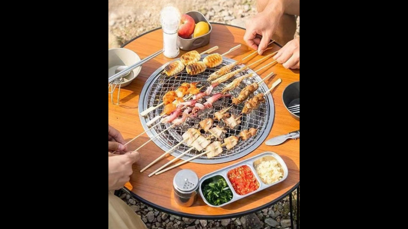 캠핑의 완성 그릴 불판 테이블로 즐기는 완벽한 바베큐 타임