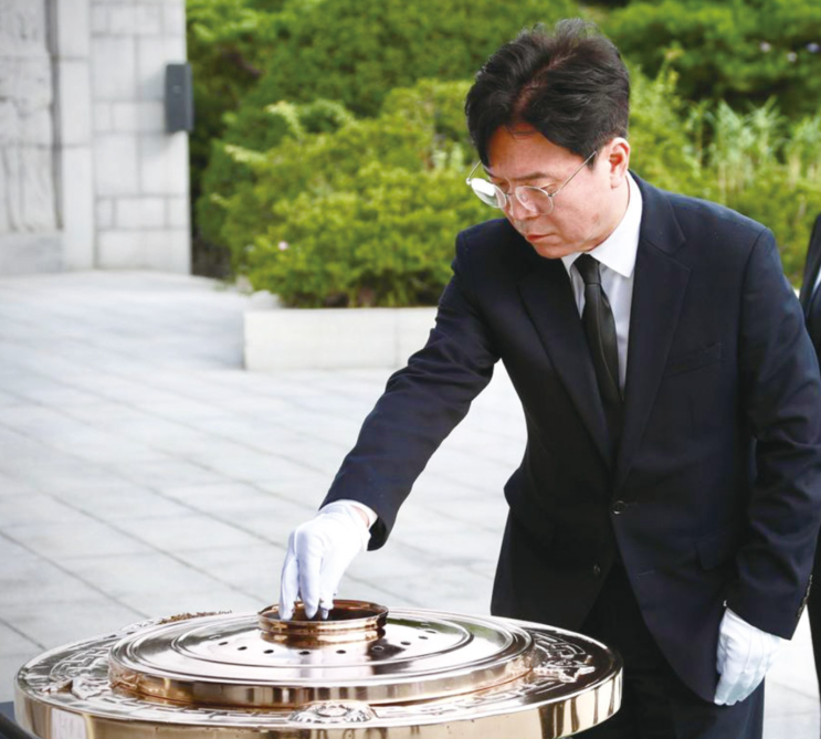 <b>고용노동부장관</b> <b>김영훈</b> "런던베이글뮤지엄 근로감독 확대... 