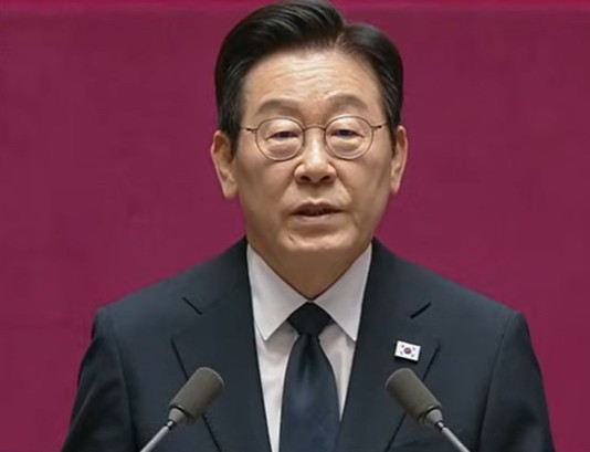 [<b>이재명 대통령</b> 시정연설] 'AI 고속도로' 비전과 정치 실종의 국회