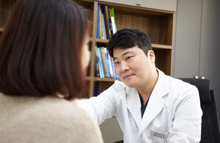  평촌역 여드름치료, 왜 피지와 염증을 함께 관리해야 할까요?