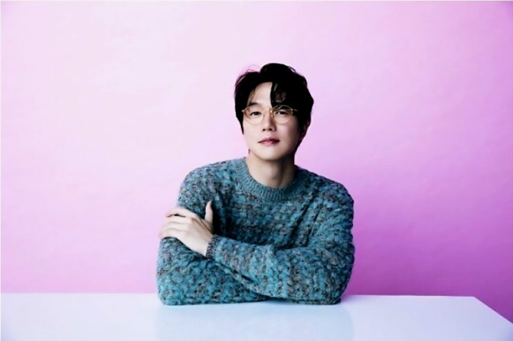 <b>성시경</b>, 전 <b>매니저 횡령 의혹</b>으로 충격과 금전 피해 발생