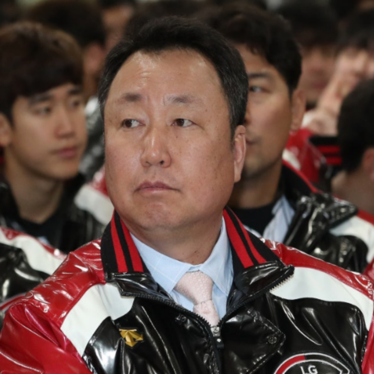 LG왕조구축을 위해 염경엽 감독이 잡아주길 원했던 김현수와 박해민!! 차명석 단장은 어떤 결론을 내릴 것인가?? 가장 좋은 건 저렴한 금액에 재계약일텐데..가능할지..