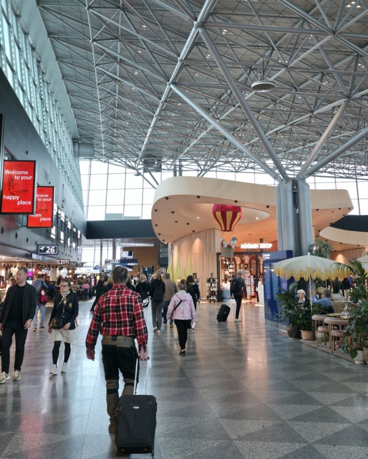  [핀란드] 헬싱키 반타 공항 / 핀에어 (Finnair) 단거리 이용 후기 / 헬싱키에서 코펜하겐 이동
