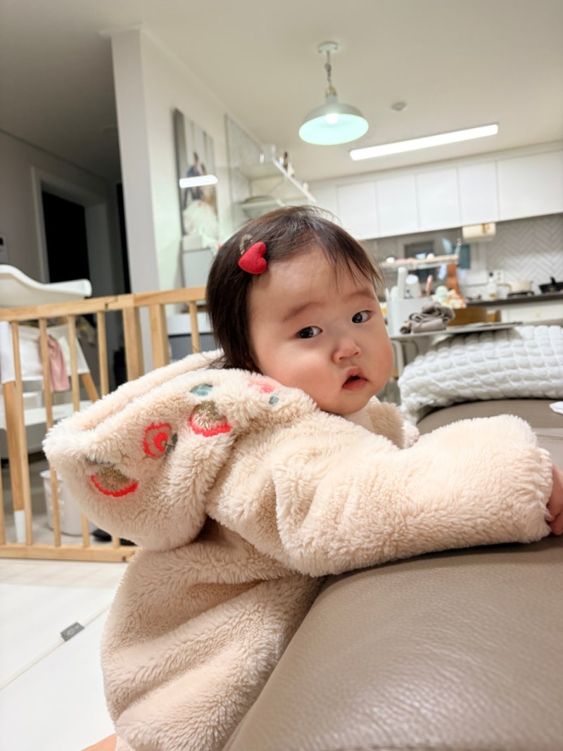 [육아] 9개월 아기 옷｜루이스미샤 자스미나, 롬퍼, 블라우스, 우주복 사이즈 입혀보기