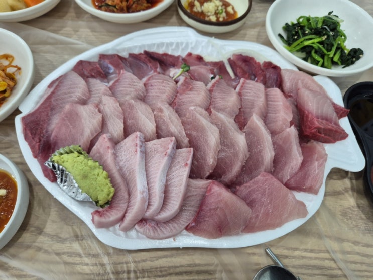  돌아온 방어철! 강서구 횟집 <유진유통>...수협강서수산시장 맛집