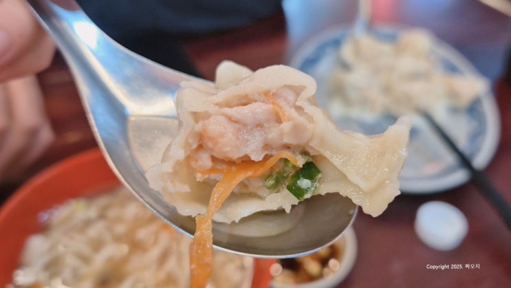  이연복 셰프 추천 대만 타이베이 메인역 맛집 하오지쉐이자오 새우만두 쏸라탕 웨이팅