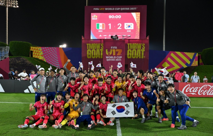  한국 U-17 대표팀, 멕시코 2-1 격파. 2025 FIFA U-17 월드컵 F조 2위