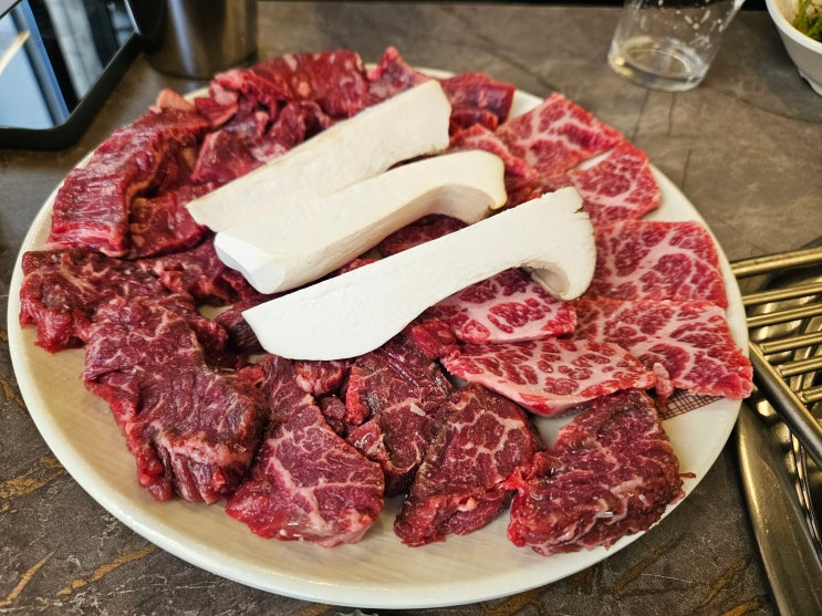  마장동 한우 맛집 전봇대집 2호점 | 500g 8만원대 한우 솔직 후기
