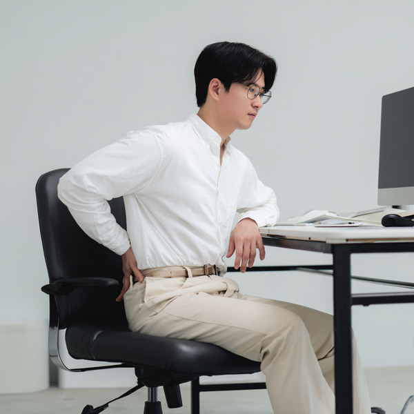 좌골신경통, 앉는 습관이 만든 신호입니다