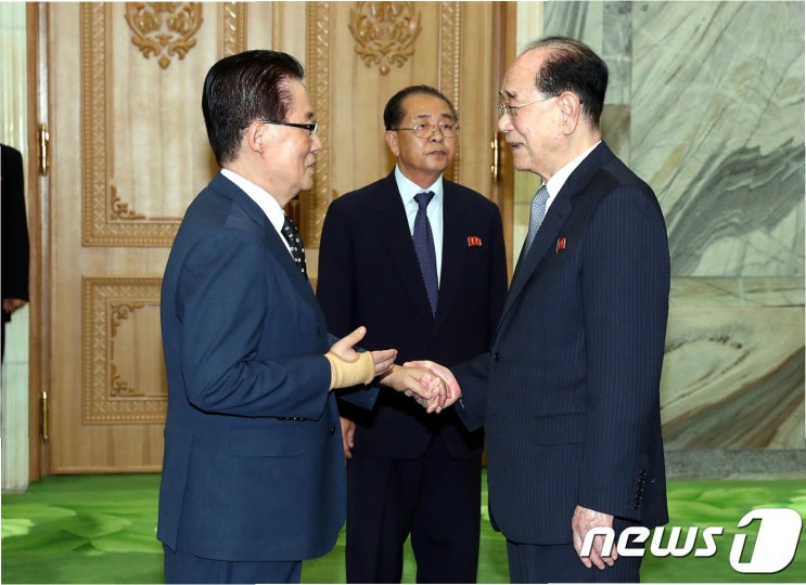 박지원, <b>김영남 조문</b> 위해 평양 <b>특사</b> 자청… 남북 관계 돌파구... 