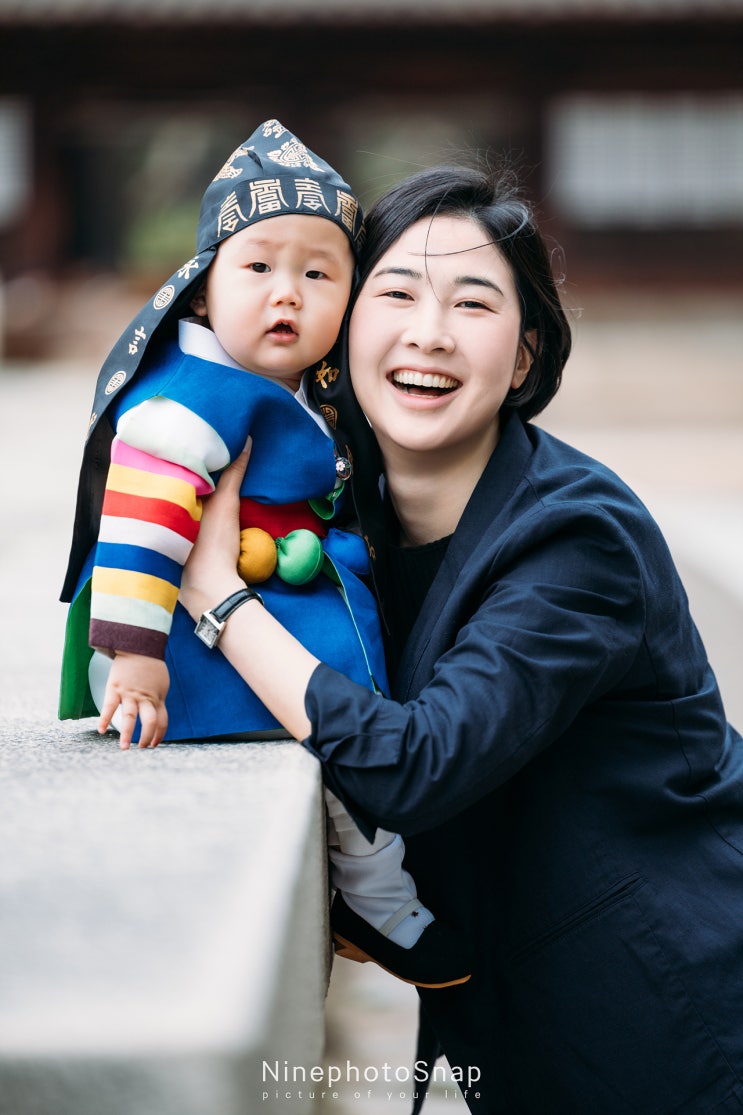  덕수궁 돌스냅｜달개비 돌잔치에서 따뜻하게 담은 은우의 첫 생일 [나인포토스냅]