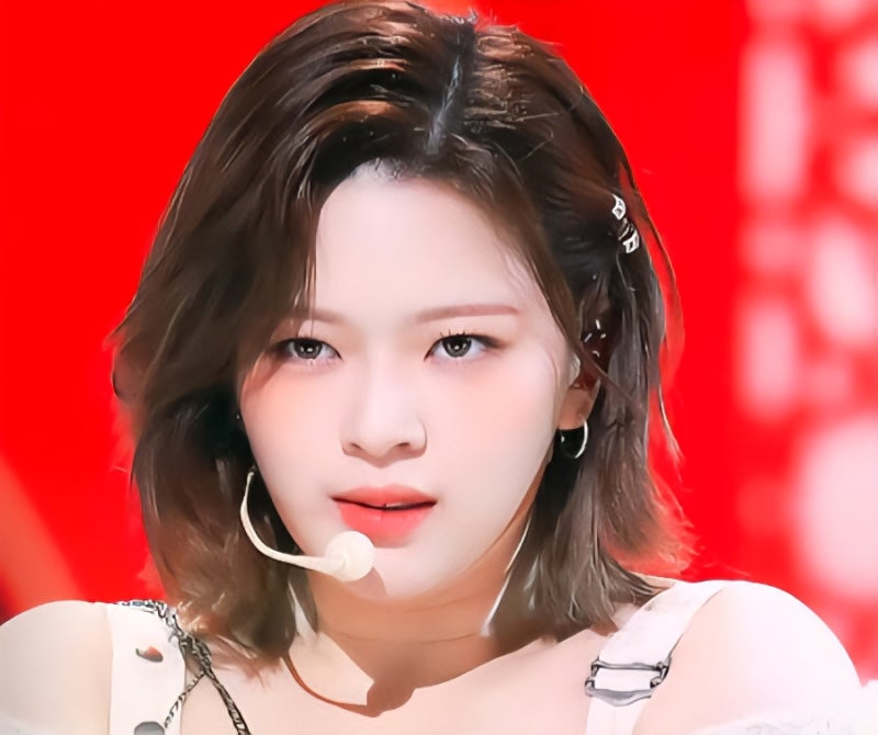 Singer TWICE Jeongyeon: Comprehensive Profile Including Age, Height, and Instagram