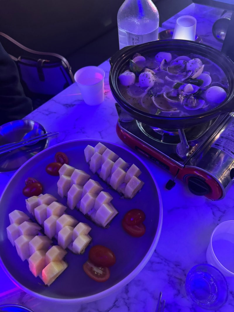 신나는 분위기 제대로 즐길 수 있는 방이동 포차 뉴트로2010 방이점 추천해요! : 네이버 블로그