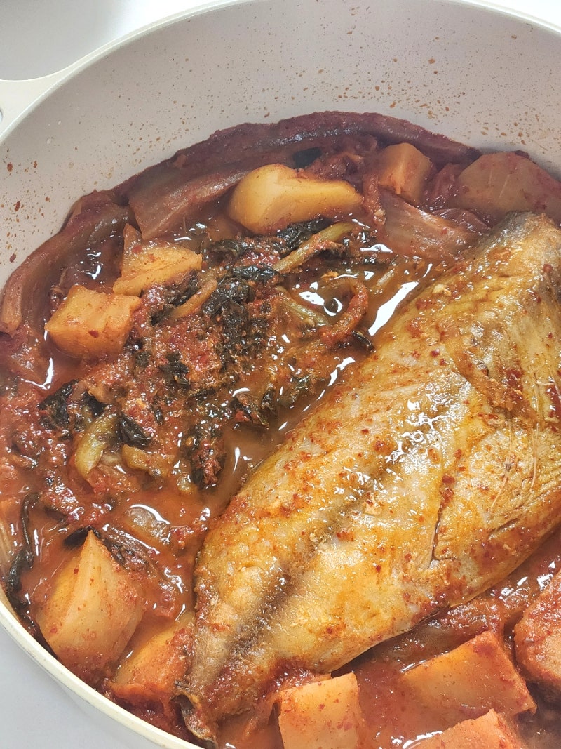 예미정 냉동 안동간고등어로 묵은지 익은김치 고등어김치찜 초간단 레시피