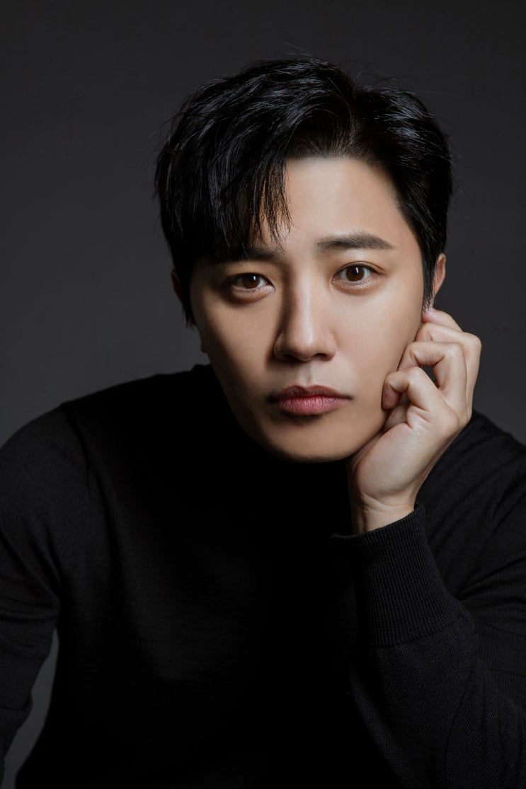 배우 진구, JTBC <<b>신입사원 강회장</b>> 출연 확정… <b>손현주</b> 아들로... 