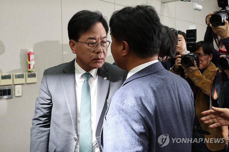 이기헌, 송언석 의원 프로필 및 <b>배치기 충돌</b> 대통령실 운영위... 
