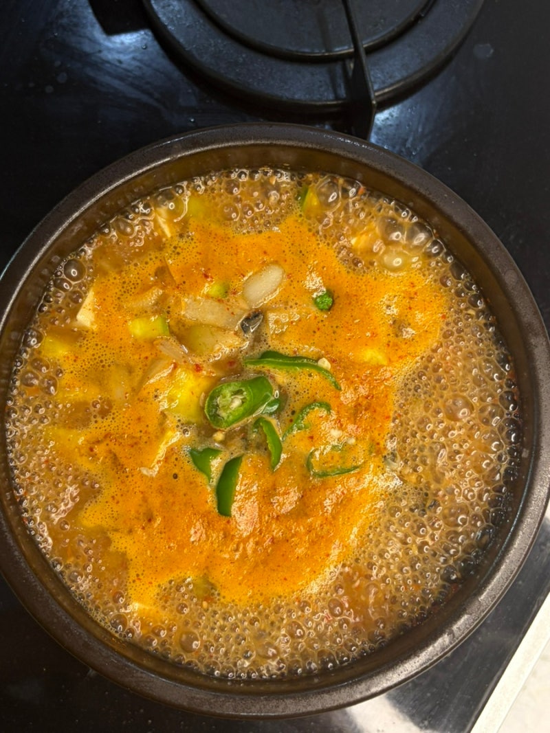 집에서도 쉽게! 우렁된장찌개 만드는 법