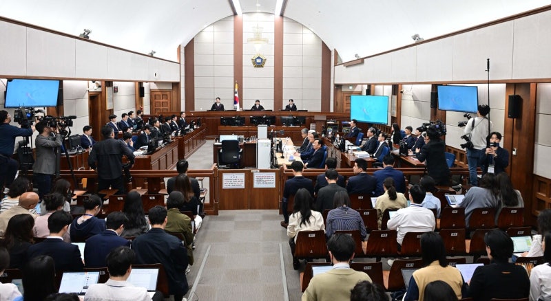 윤석열 구속 만료 D-70, 지귀연 판사와 재판의 진짜 속사정