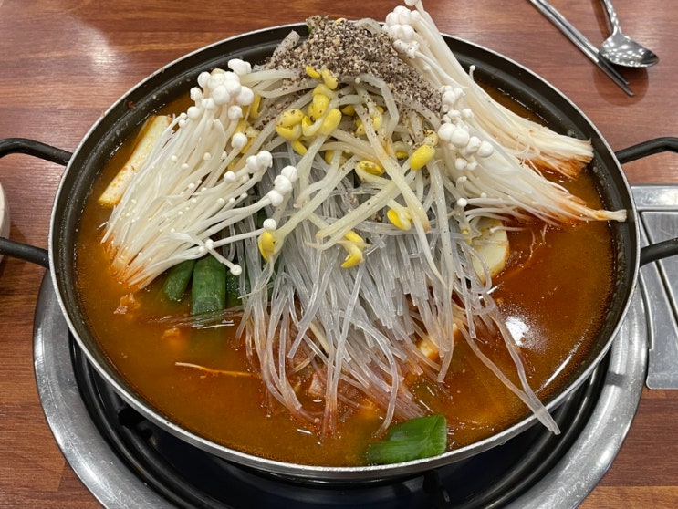  천안 단체 회식 장소 추천 노걸대 감자탕 성정 본점