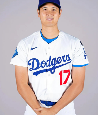 <b>오타니</b> 쇼헤이 3년 연속 <b>실버슬러거 수상</b>으로 MLB 역사 새로... 