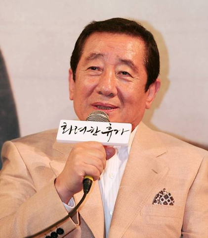 故 <b>송재호</b> 그리운 ‘<b>국민 아버지</b>’의 5주기