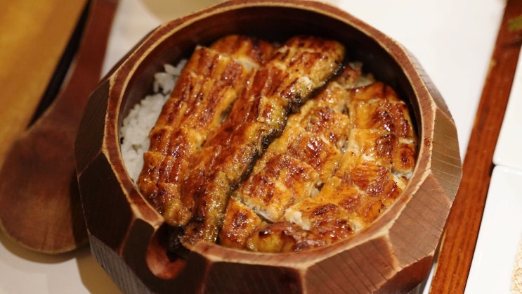  일본 마쓰야마성근처 줄서서 먹는 맛집 아이와 함께 방문한 우나기오구라 오카이도점