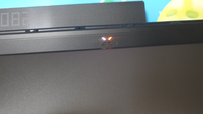 ASUS TUF GAMING A16 FA608PP RTX5070 AMD AI R9-8940HX/16GB/512GB/400니트 후기