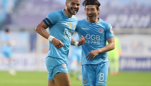 <b>대구FC 강등</b> 위기 속에서의 생존을 위한 사투