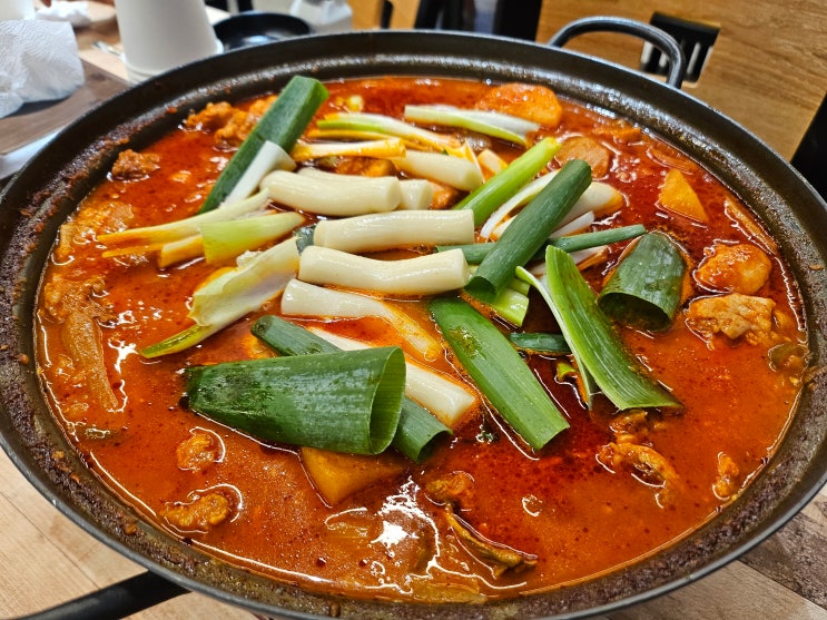  제주시 연동 신제주 순대국밥 닭볶음탕 맛집 감초식당 신제주점