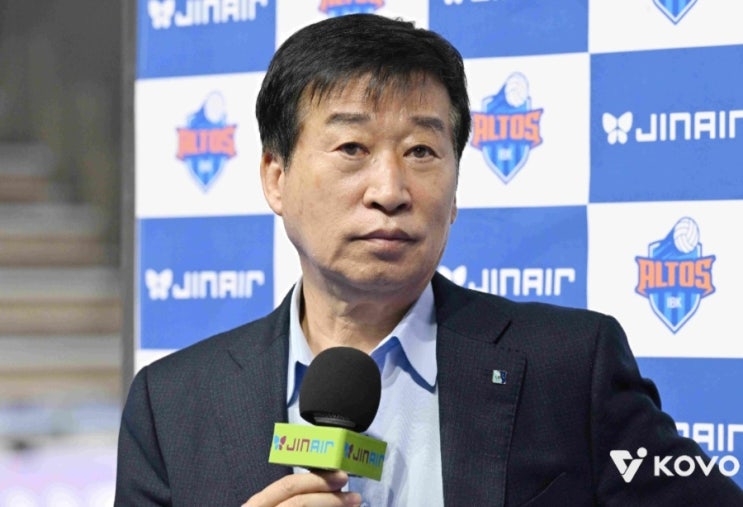  가장 많은 지원을 받은 감독, 이제는 책임을 질 시간이다
