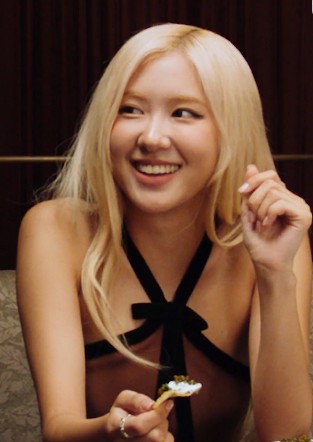 로제 <b>그래미</b> 노미네이트, K팝... 캣츠아이도 <b>본상 후보</b> 쾌거