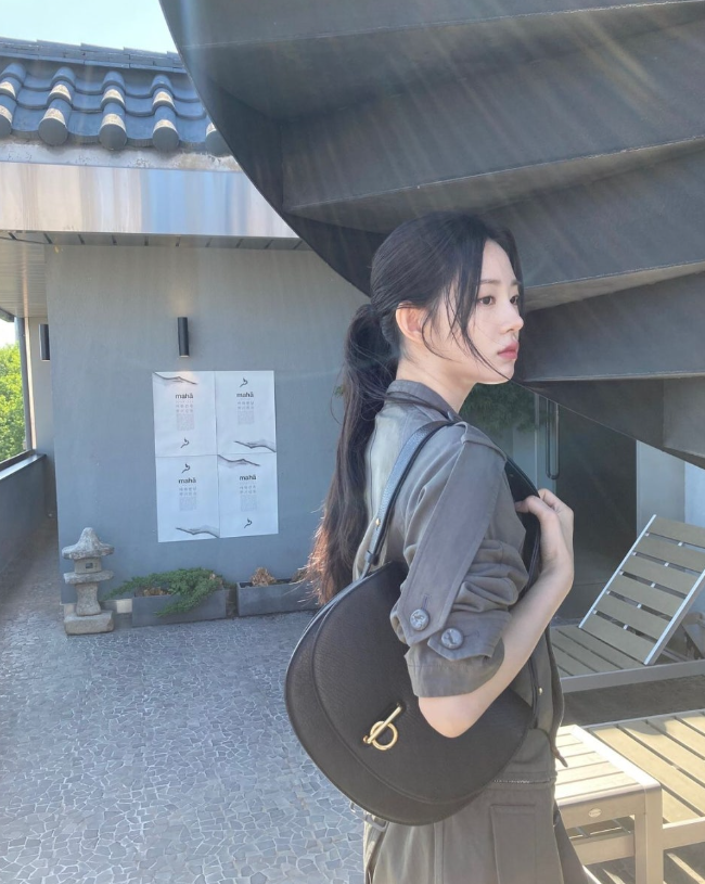  이 전과 다른 새로운 시작! 20대 여자 대학생 첫 명품백으로 사랑받는 인기 백화점 브랜드 여성 가방 BEST 3 추천