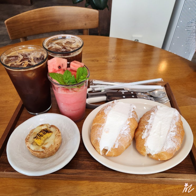  내돈내산 [대전 정림동] 명지 제과  - 우유 크림 소금빵이 맛있는 정림동 카페