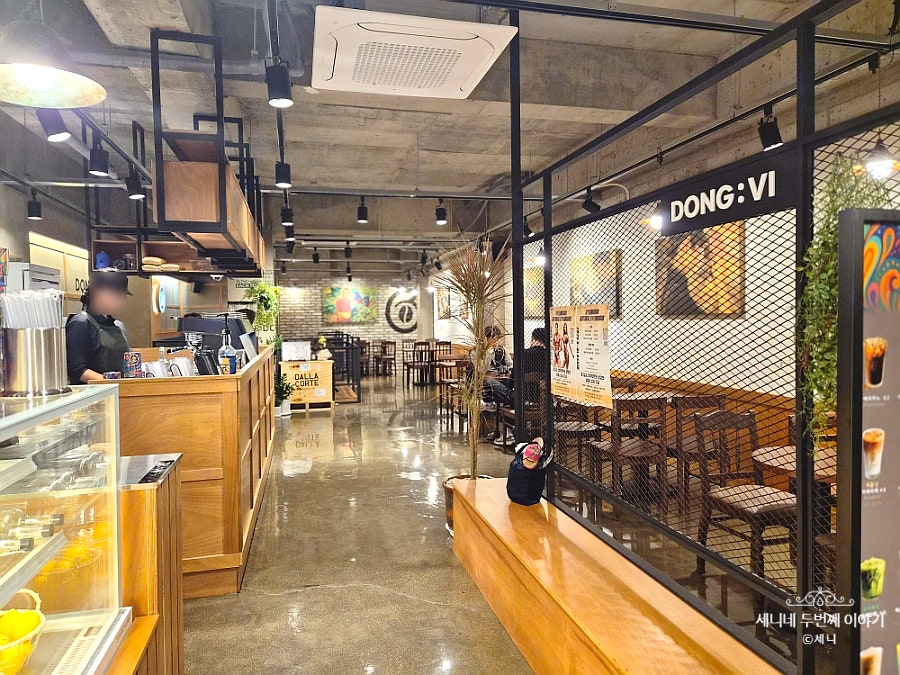 카페동식스 효자점 사진 3