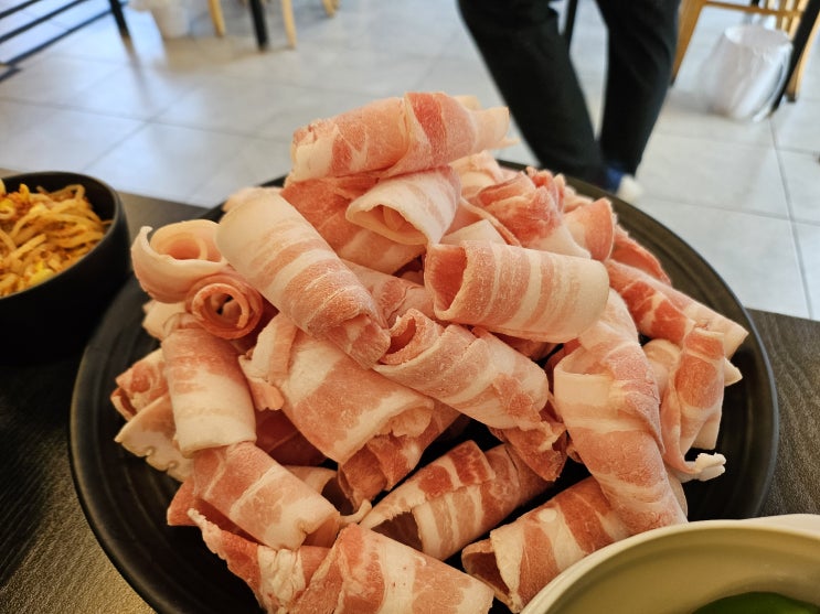  제주공항근처 현지인 추천 냉동삼겹살 맛집 신제주 연동 냉삼뷰