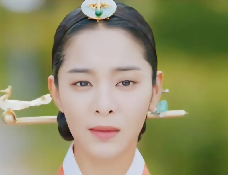 청순함과 건강미의 완벽 조화! 배우 설인아: 나이, 키, '철인왕후'부터 인스타그램까지 프로....