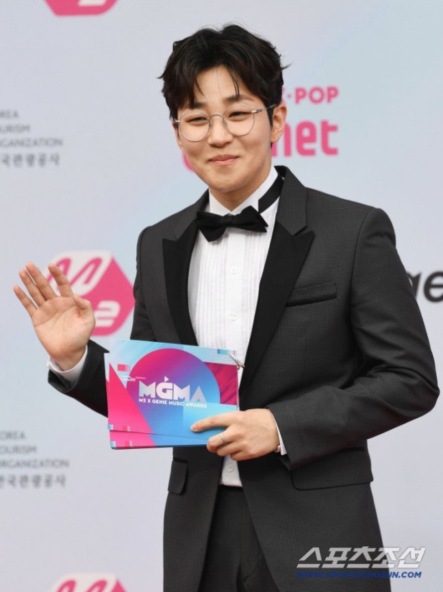 딘딘, '개념 연예인'에 '겸손'까지 장착! "연예인만 힘든 거 아냐" ('1박 2일')