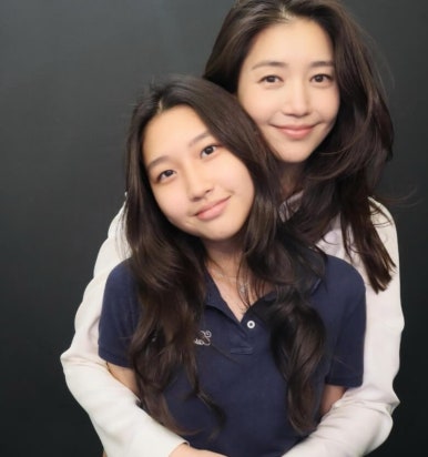  최태원 김희영 자녀 최시아 얼굴 사진 나이 프로필 인스타 노소영 위자료 동거인 가족 이혼 재산 부인 와이프 아들 정보 총정리