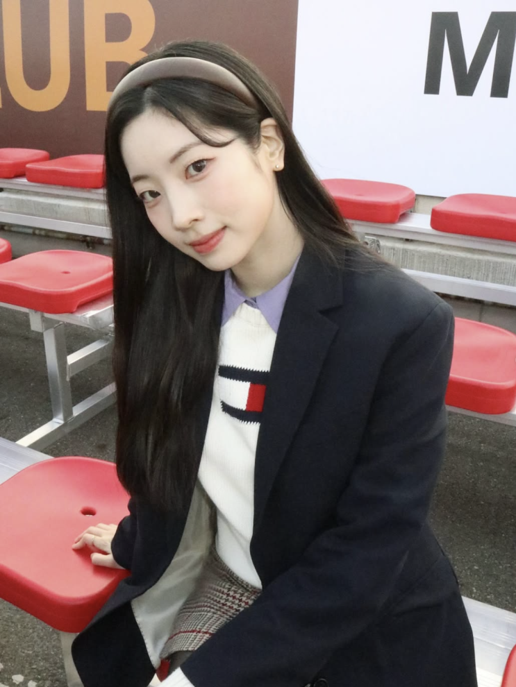  [셀럽 패션] 트와이스 다현 타미힐피거 하이틴 코디 이거다