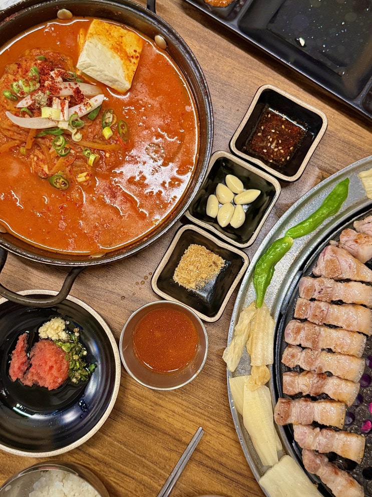  제주 함덕 해수욕장 흑돼지 맛집 현지인 추천 가족외식 제주삼춘