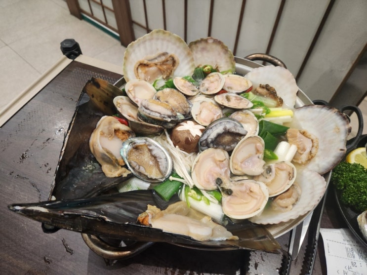  대구 두산동 수성못 모임하기 좋은 해물탕 조돌탕 맛집 복길&조돌해녀