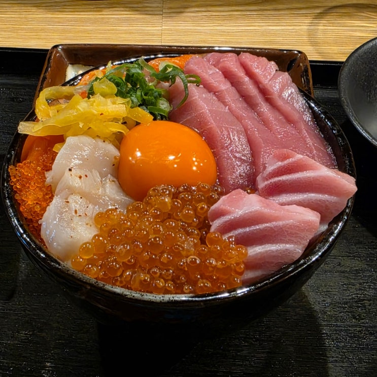  후쿠오카 텐진 카이센동 맛집 마구로토 고항 쿠로다한